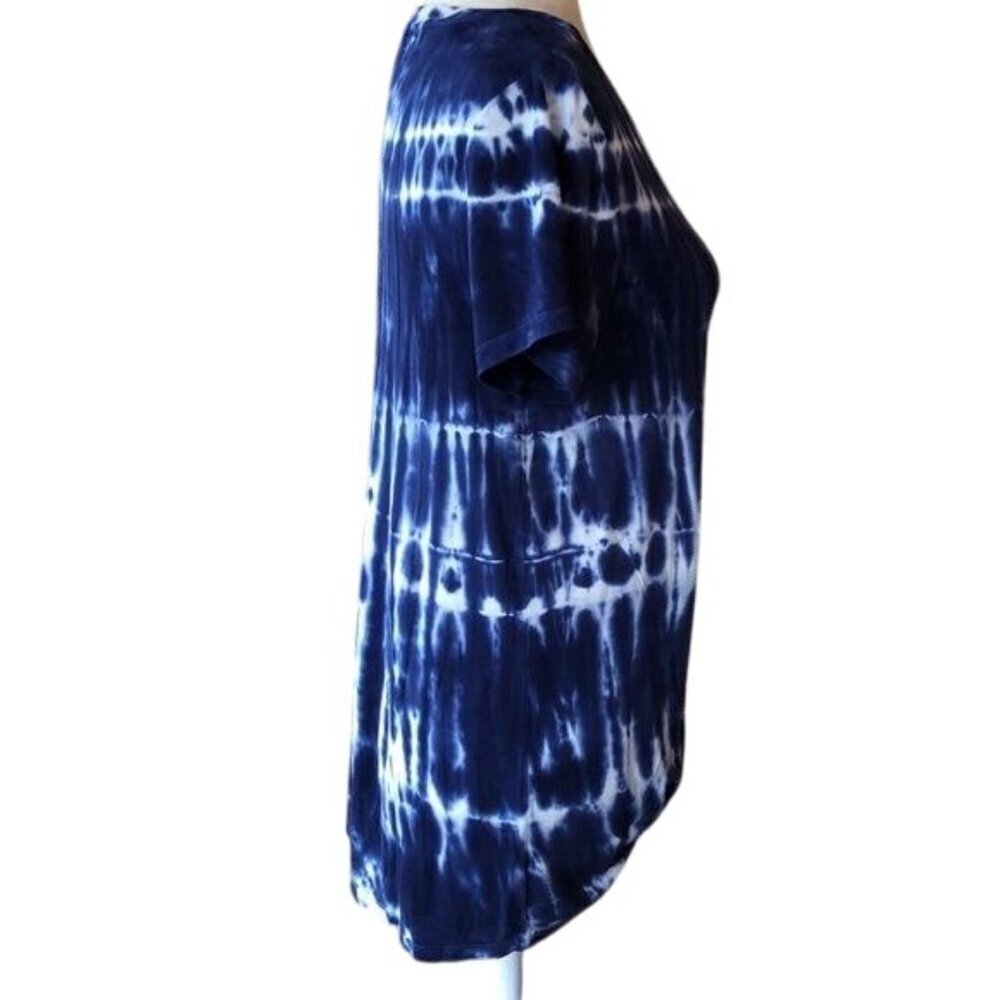 C&C California Shibori Blue Tie Dye Twist Front Top - Picture 4 of 6